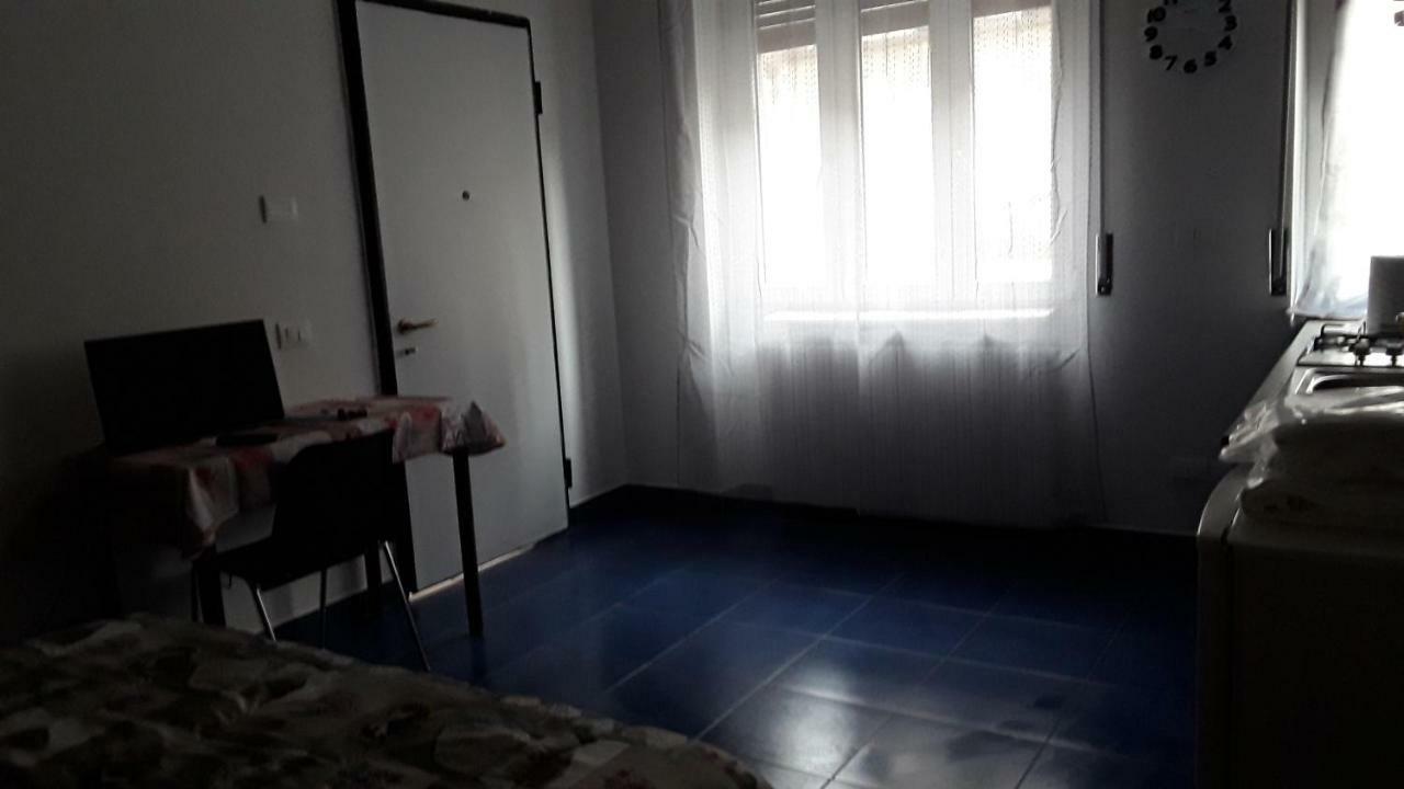 Ferienwohnung Archimede Pavia Exterior foto