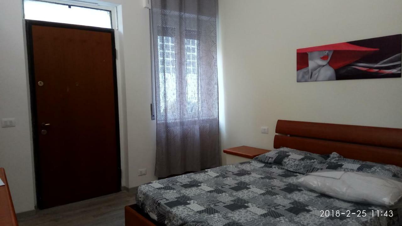 Ferienwohnung Archimede Pavia Exterior foto